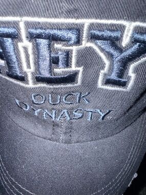 HEY Duck Dynasty Embroidered Baseball Cap - Dark Navy/White EUC